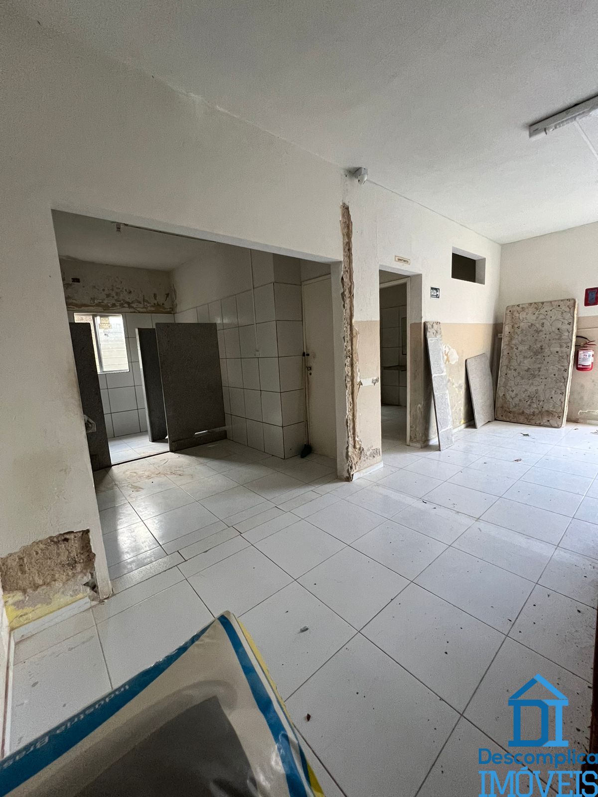 Loja-Salão para alugar com 6 quartos, 223m² - Foto 3