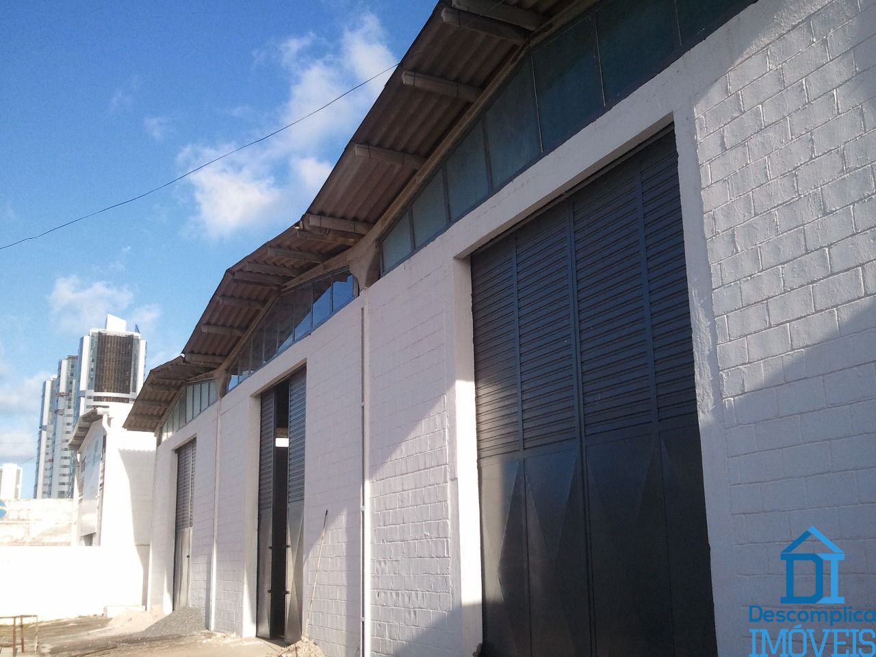 Depósito-Galpão-Armazém para alugar com 2 quartos, 635m² - Foto 6