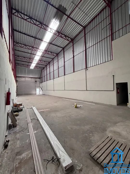 Depósito-Galpão-Armazém para alugar com 2 quartos, 260m² - Foto 9