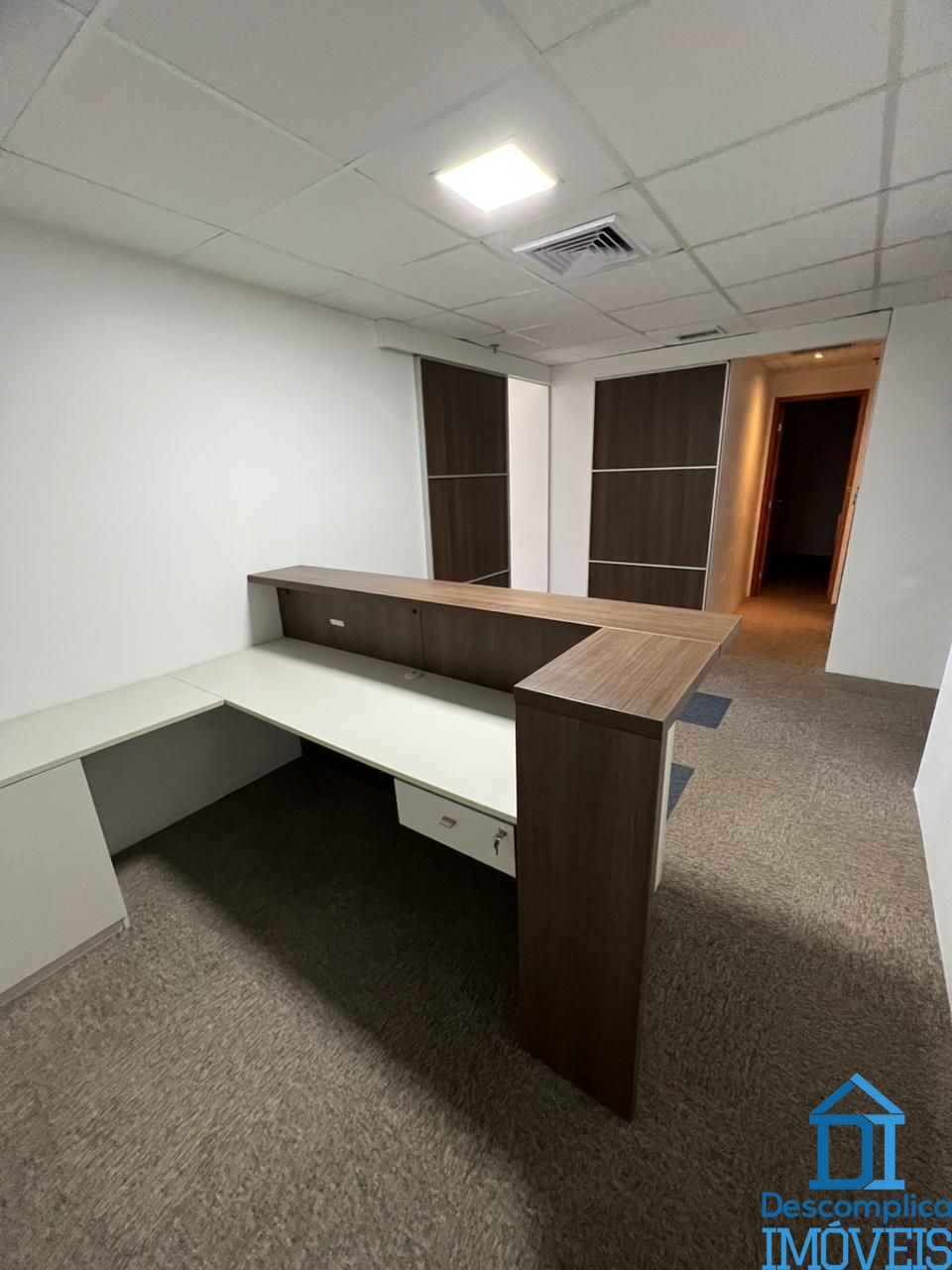 Conjunto Comercial-Sala para alugar com 1 quarto, 149m² - Foto 16