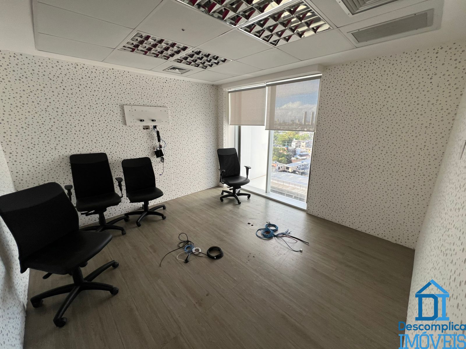 Conjunto Comercial-Sala para alugar com 3 quartos, 80m² - Foto 8