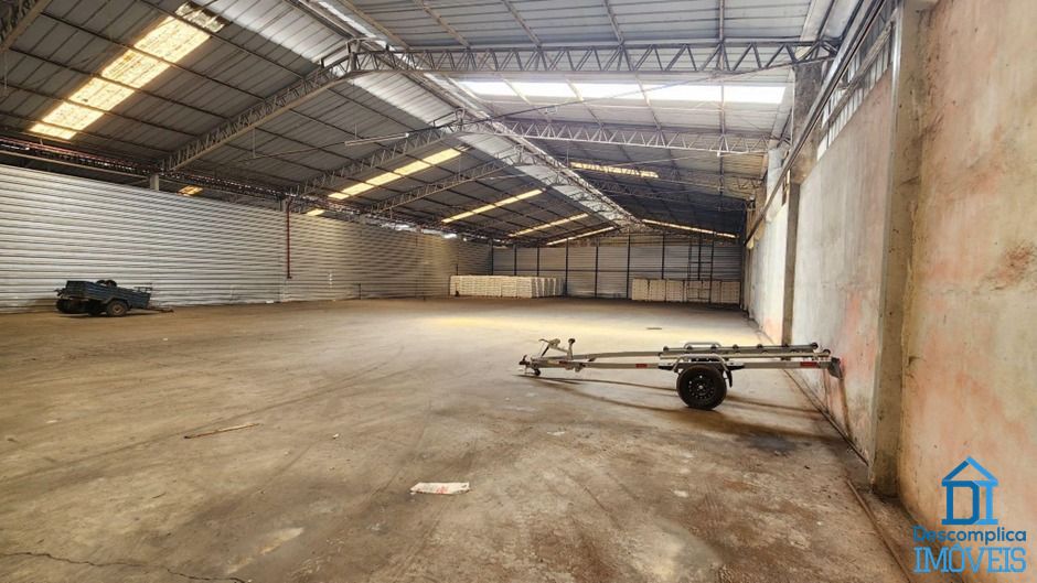 Depósito-Galpão, 3000 m² - Foto 1