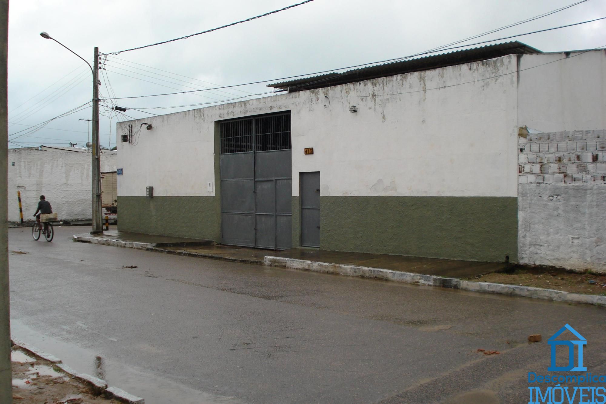 Depósito-Galpão-Armazém para alugar com 2 quartos, 480m² - Foto 1