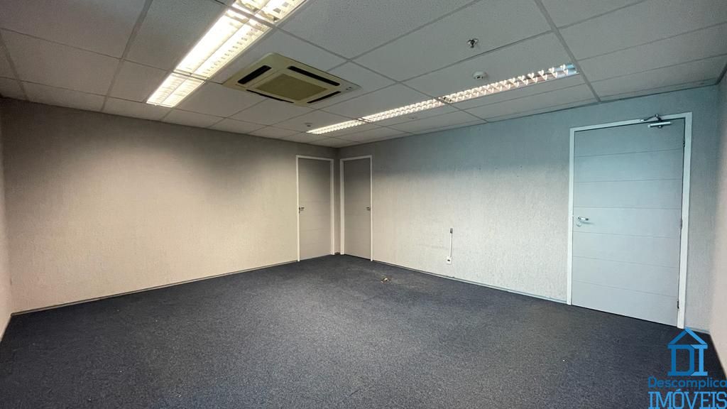 Conjunto Comercial-Sala para alugar com 7 quartos, 126m² - Foto 1