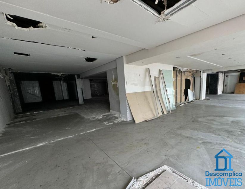 Loja-Salão, 3100 m² - Foto 27