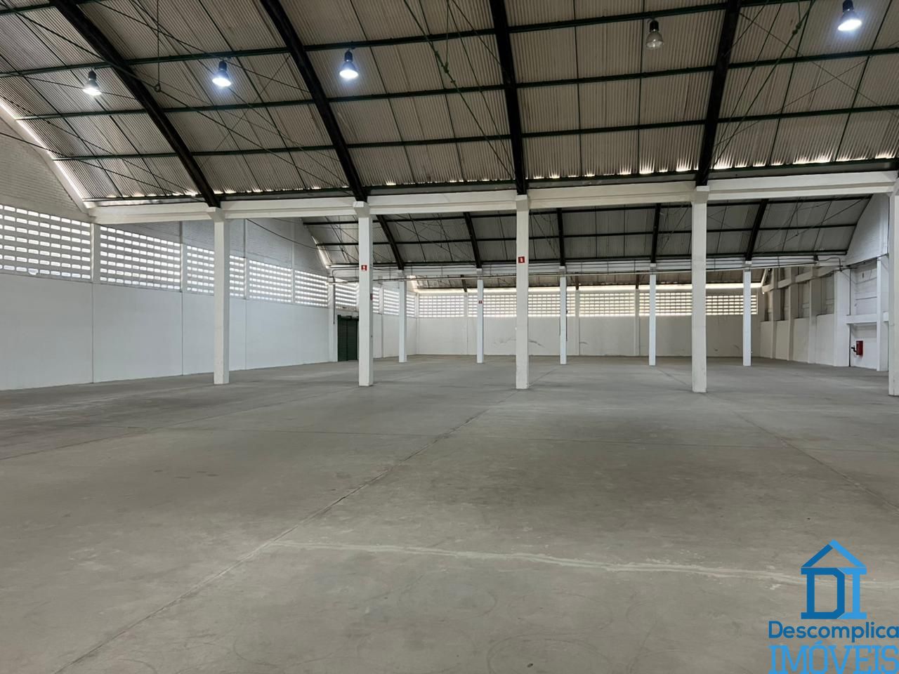 Depósito-Galpão, 2400 m² - Foto 3