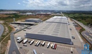 Depósito-Galpão-Armazém para alugar com 3 quartos, 3240m² - Foto 1