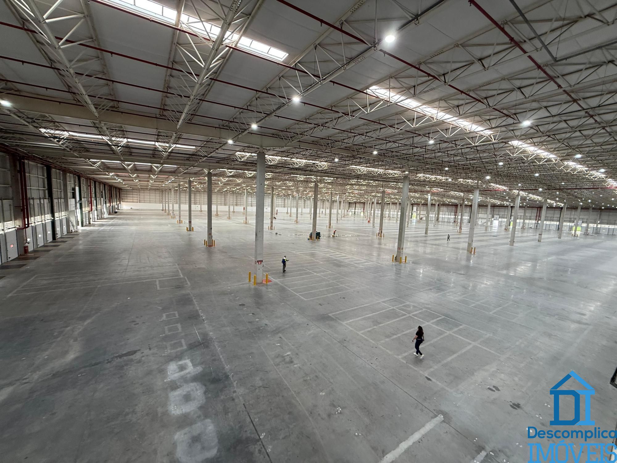 Depósito-Galpão, 9818 m² - Foto 1