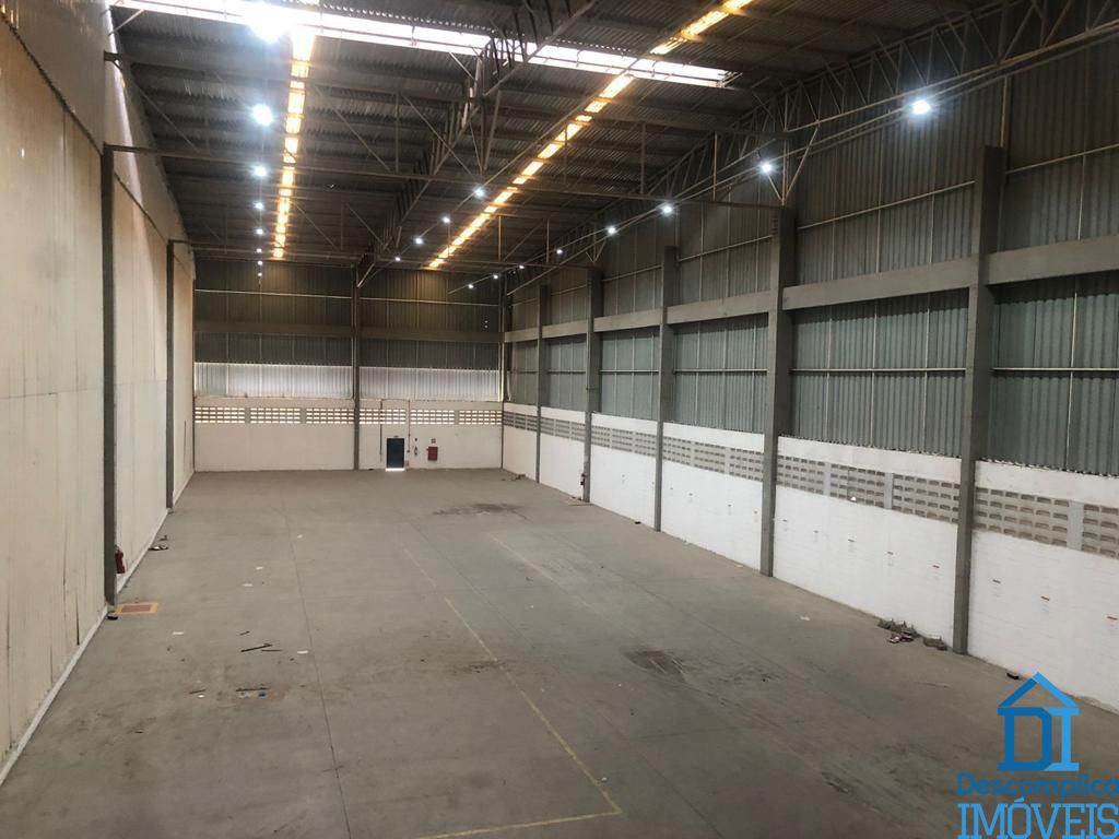 Depósito-Galpão-Armazém para alugar com 3 quartos, 2800m² - Foto 3