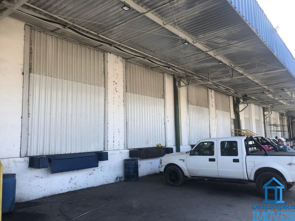 Depósito-Galpão-Armazém para alugar com 3 quartos, 2800m² - Foto 17