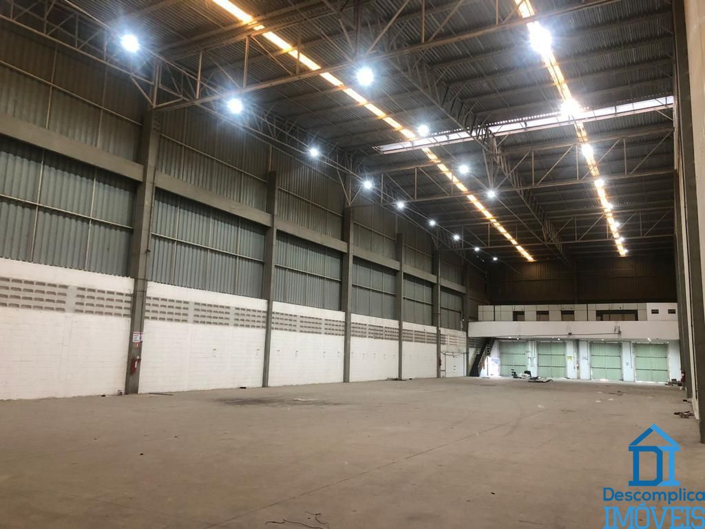 Depósito-Galpão-Armazém para alugar com 3 quartos, 2800m² - Foto 10