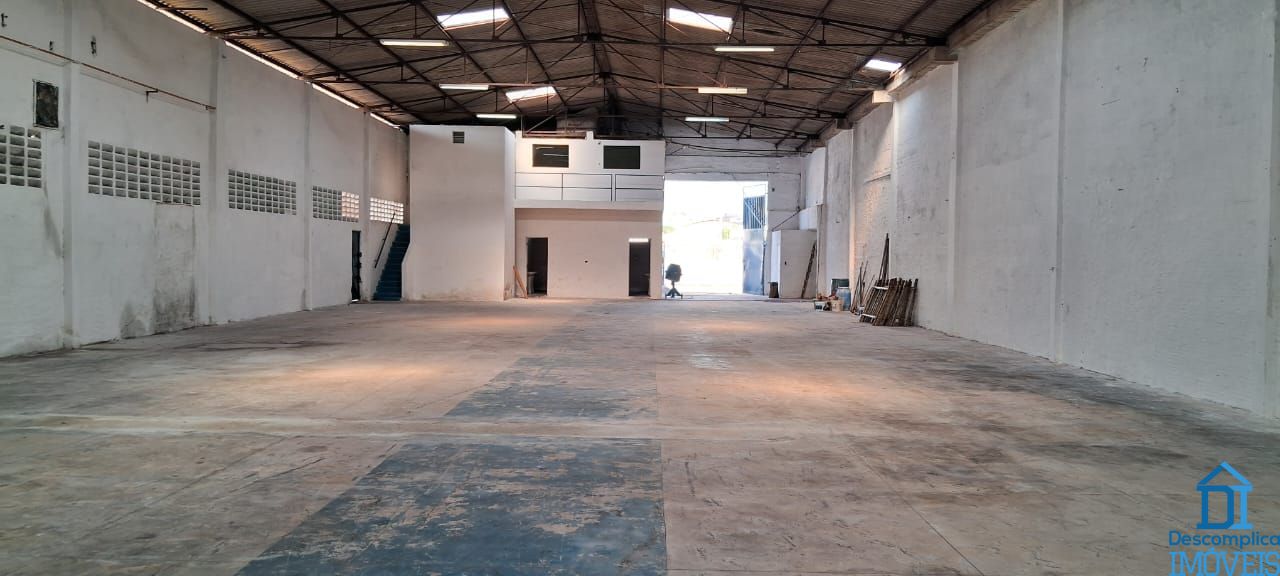 Depósito-Galpão, 1400 m² - Foto 1