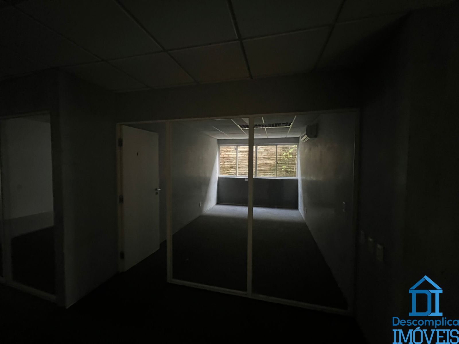 Conjunto Comercial-Sala para alugar com 3 quartos, 277m² - Foto 5