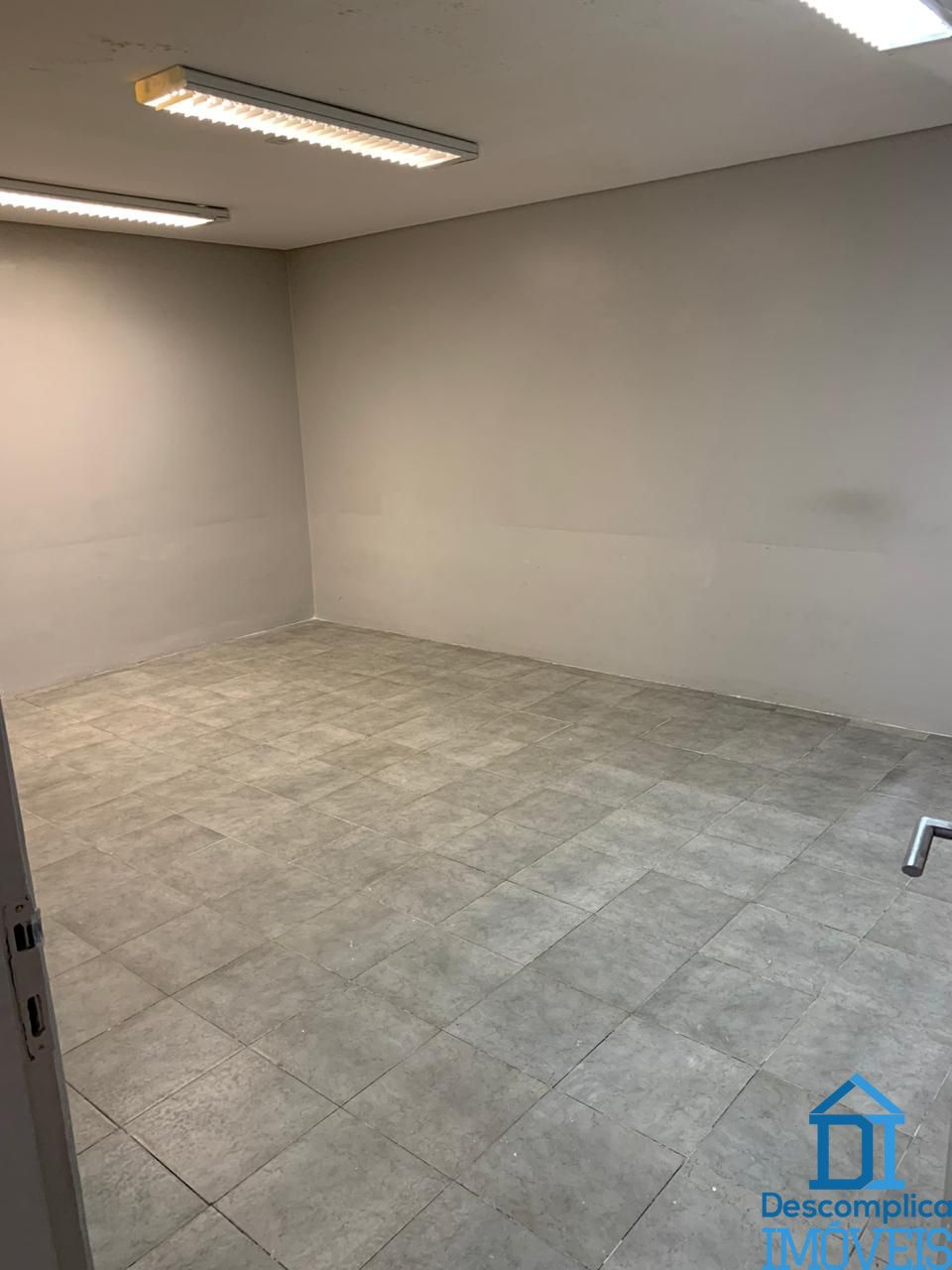 Loja-Salão para alugar com 16 quartos, 800m² - Foto 14