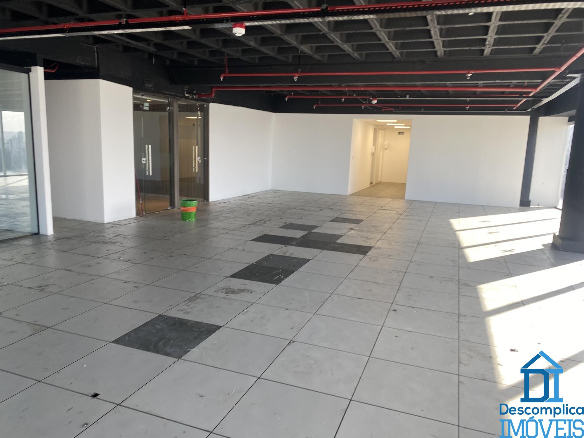 Conjunto Comercial-Sala para alugar com 4 quartos, 686m² - Foto 8