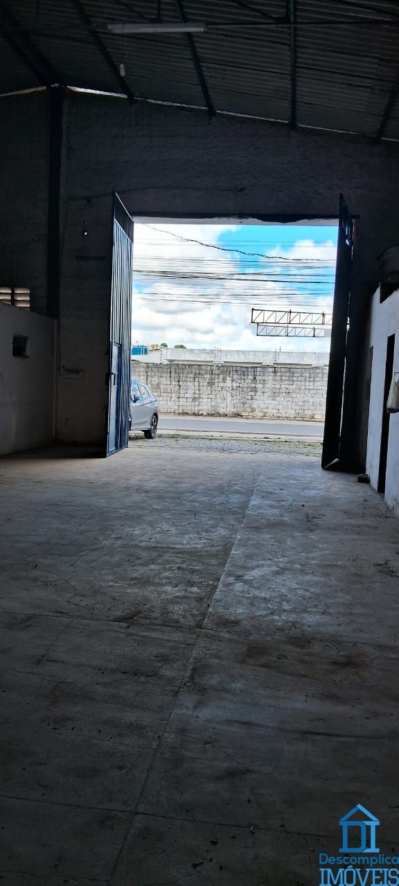 Depósito-Galpão-Armazém para alugar com 2 quartos, 700m² - Foto 7