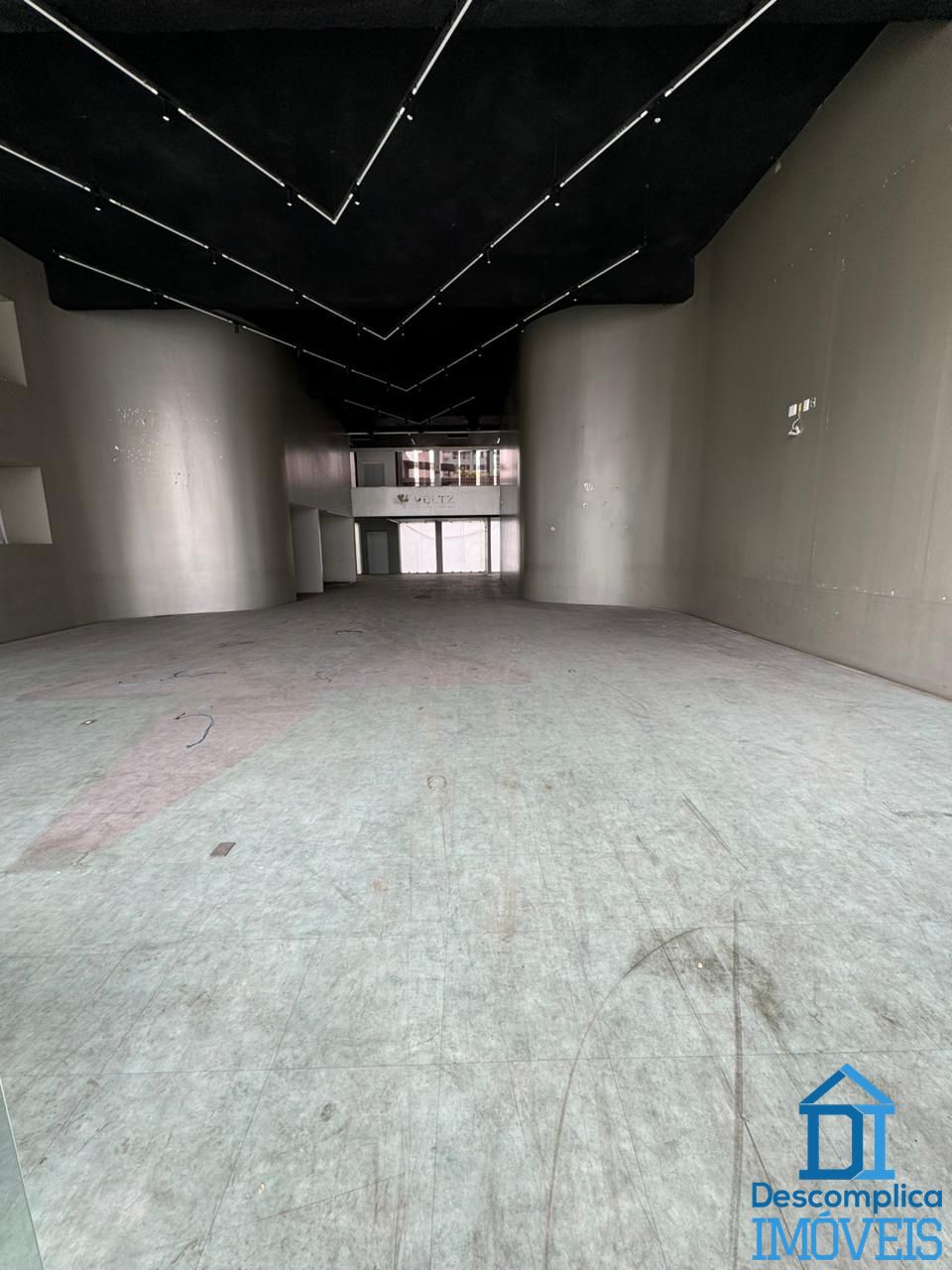 Loja-Salão, 3100 m² - Foto 3