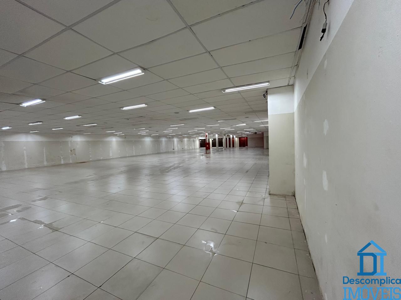 Loja-Salão, 1166 m² - Foto 2