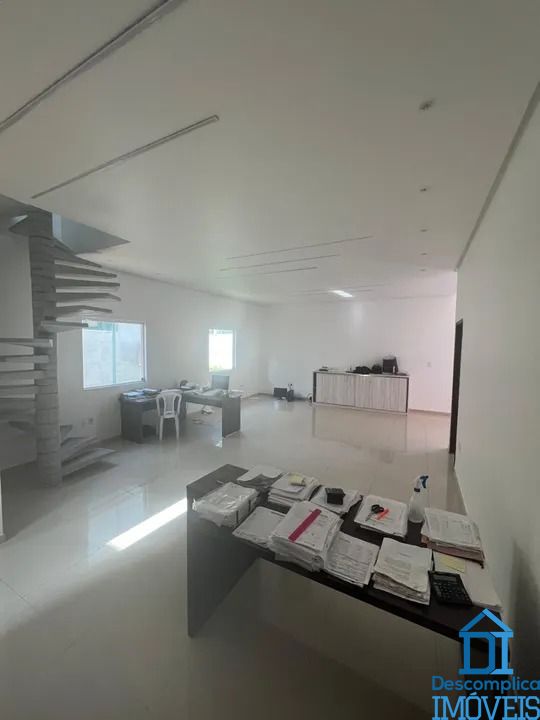 Loja-Salão para alugar com 3 quartos, 450m² - Foto 2