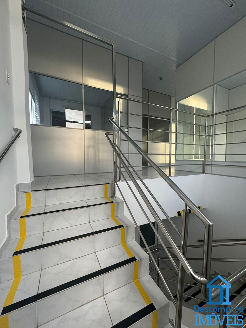 Depósito-Galpão, 930 m² - Foto 17