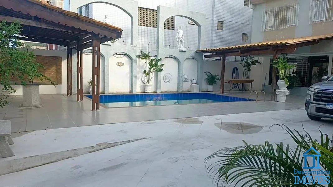 Casa, 5 quartos, 350 m² - Foto 2