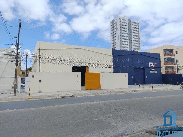 Depósito-Galpão-Armazém para alugar com 4 quartos, 400m² - Foto 1