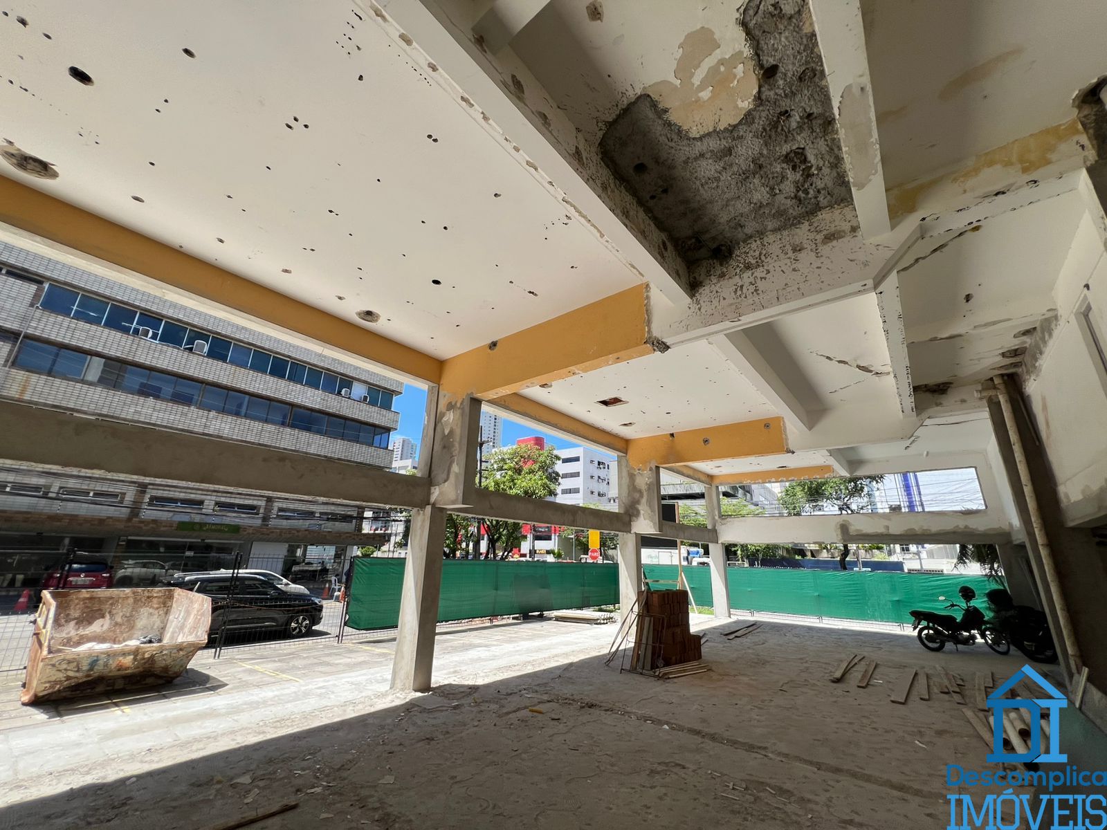 Loja-Salão para alugar com 1 quarto, 210m² - Foto 8