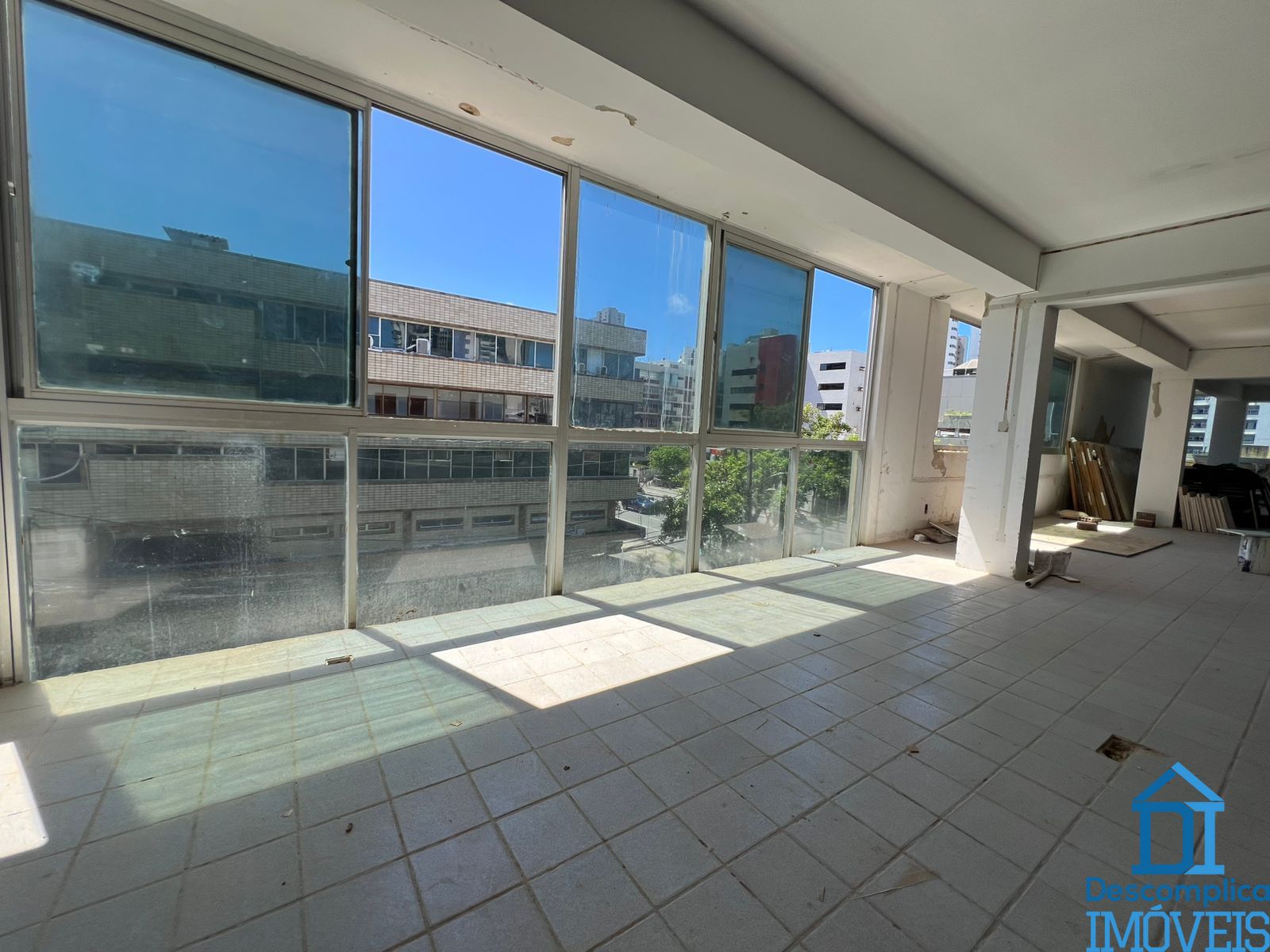 Conjunto Comercial-Sala para alugar com 1 quarto, 215m² - Foto 6