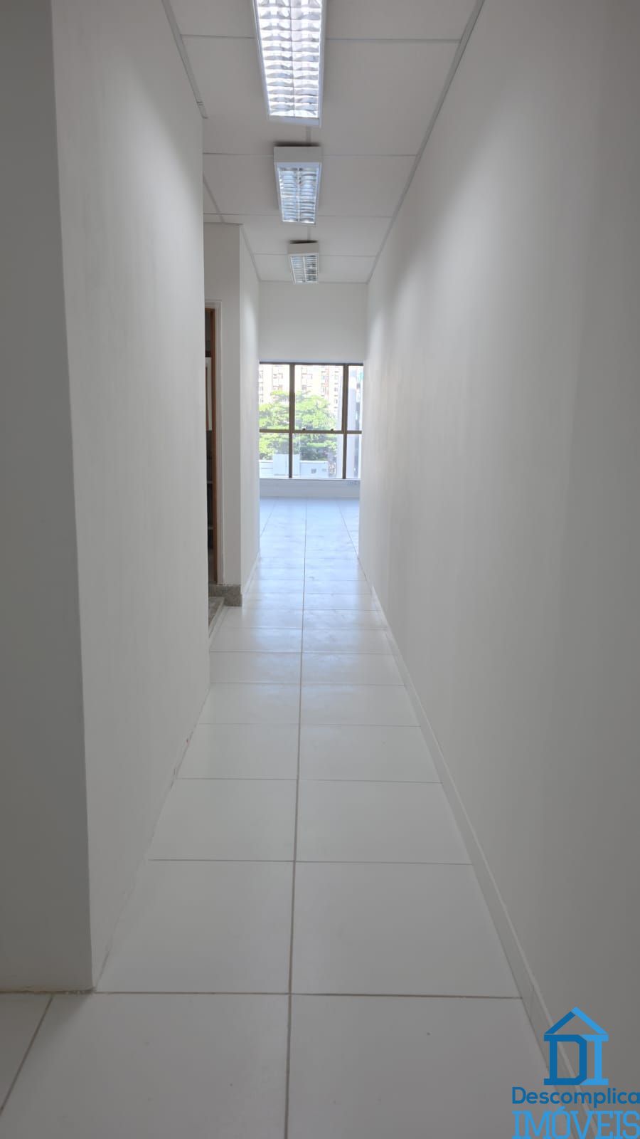 Conjunto Comercial-Sala para alugar com 1 quarto, 118m² - Foto 3