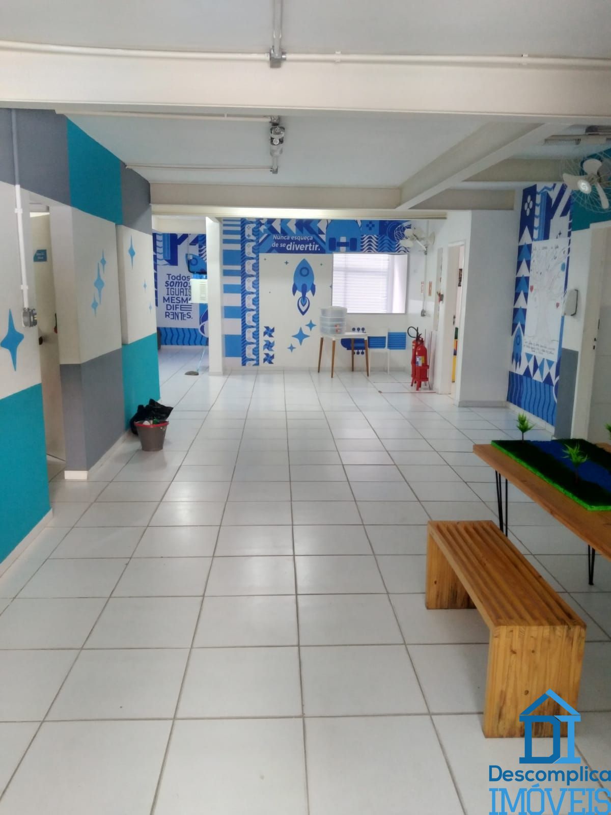 Loja-Salão para alugar com 8 quartos, 300m² - Foto 13