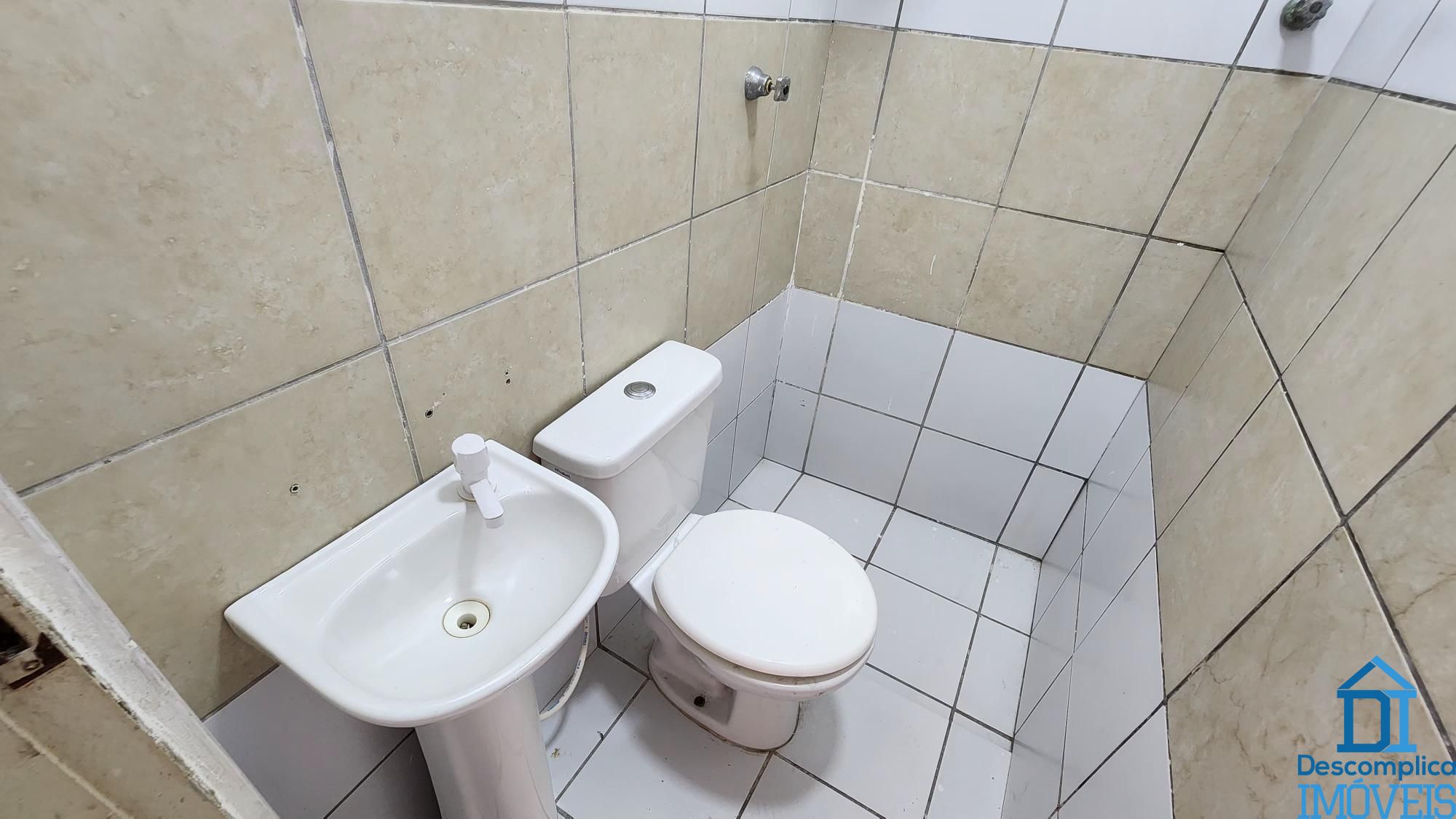 Depósito-Galpão-Armazém para alugar com 4 quartos, 385m² - Foto 5