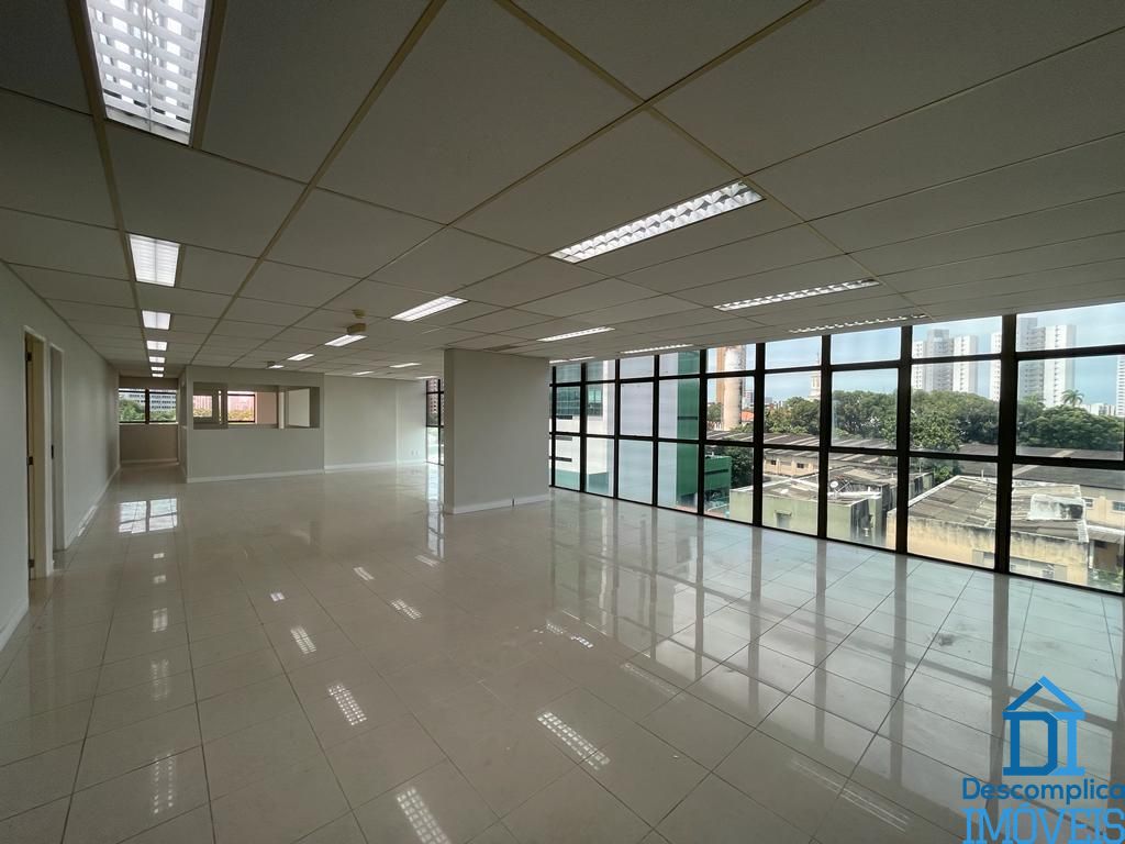 Conjunto Comercial-Sala para alugar com 6 quartos, 268m² - Foto 1