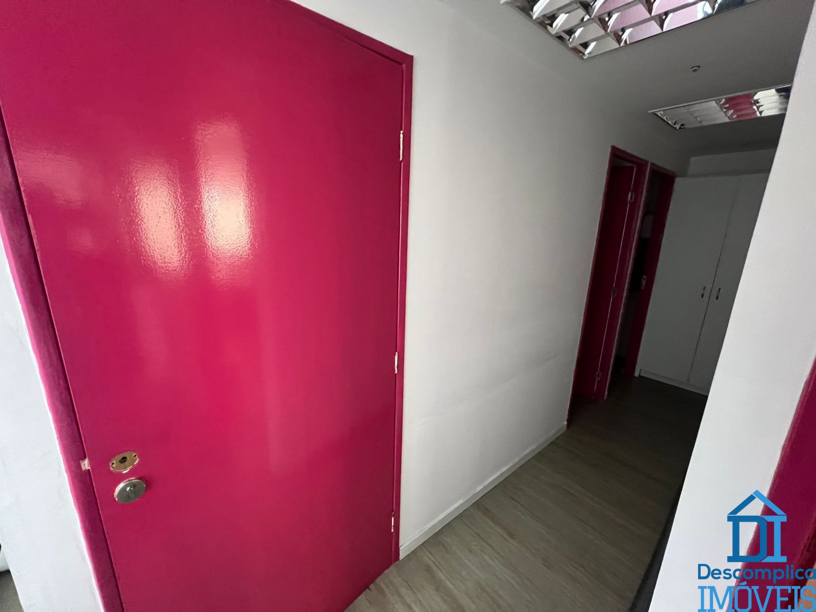 Conjunto Comercial-Sala para alugar com 3 quartos, 80m² - Foto 3