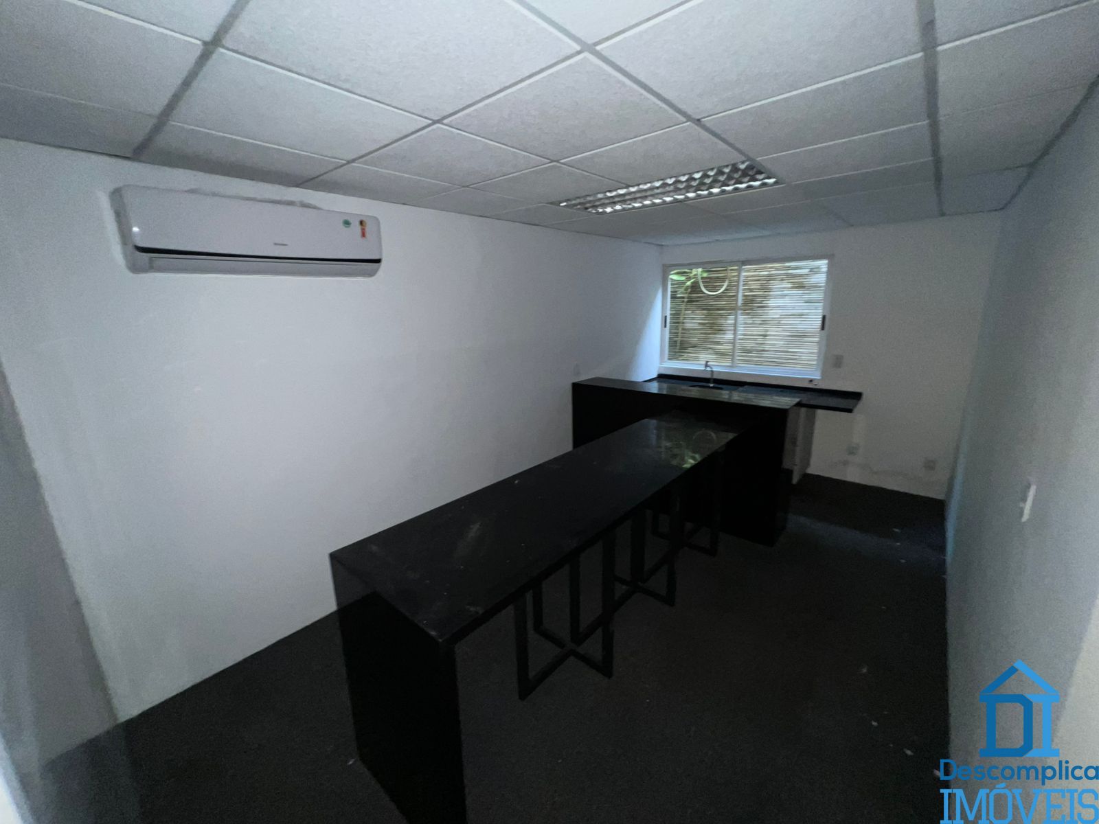 Conjunto Comercial-Sala para alugar com 3 quartos, 277m² - Foto 17