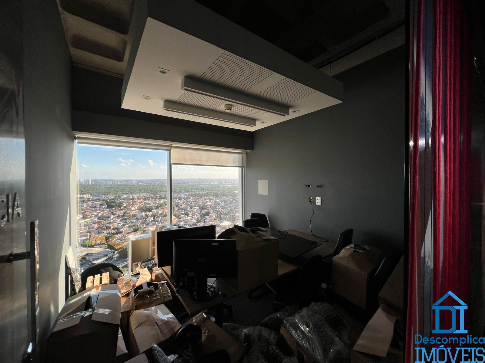 Conjunto Comercial-Sala para alugar com 8 quartos, 370m² - Foto 4