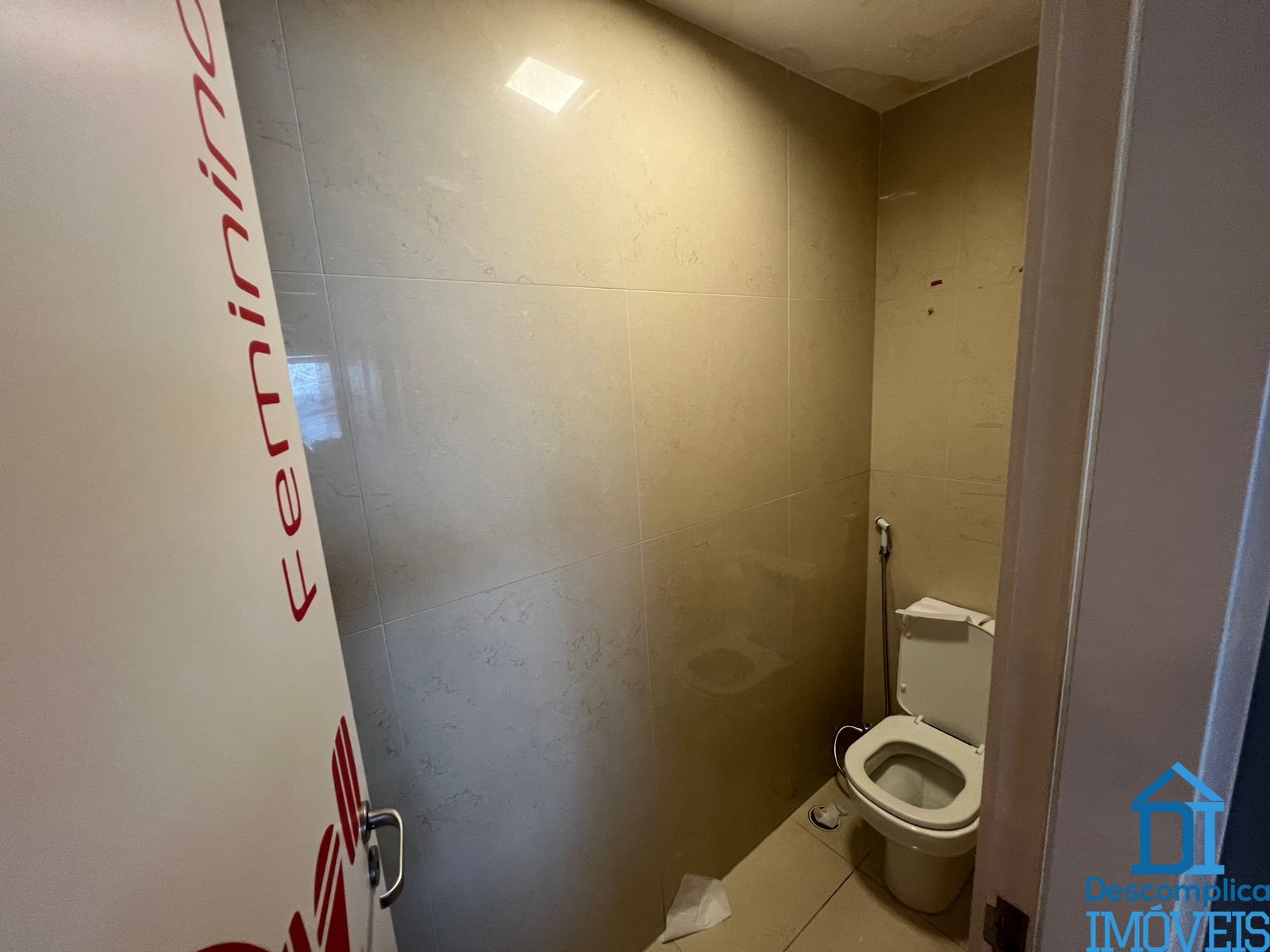 Conjunto Comercial-Sala para alugar com 8 quartos, 370m² - Foto 20