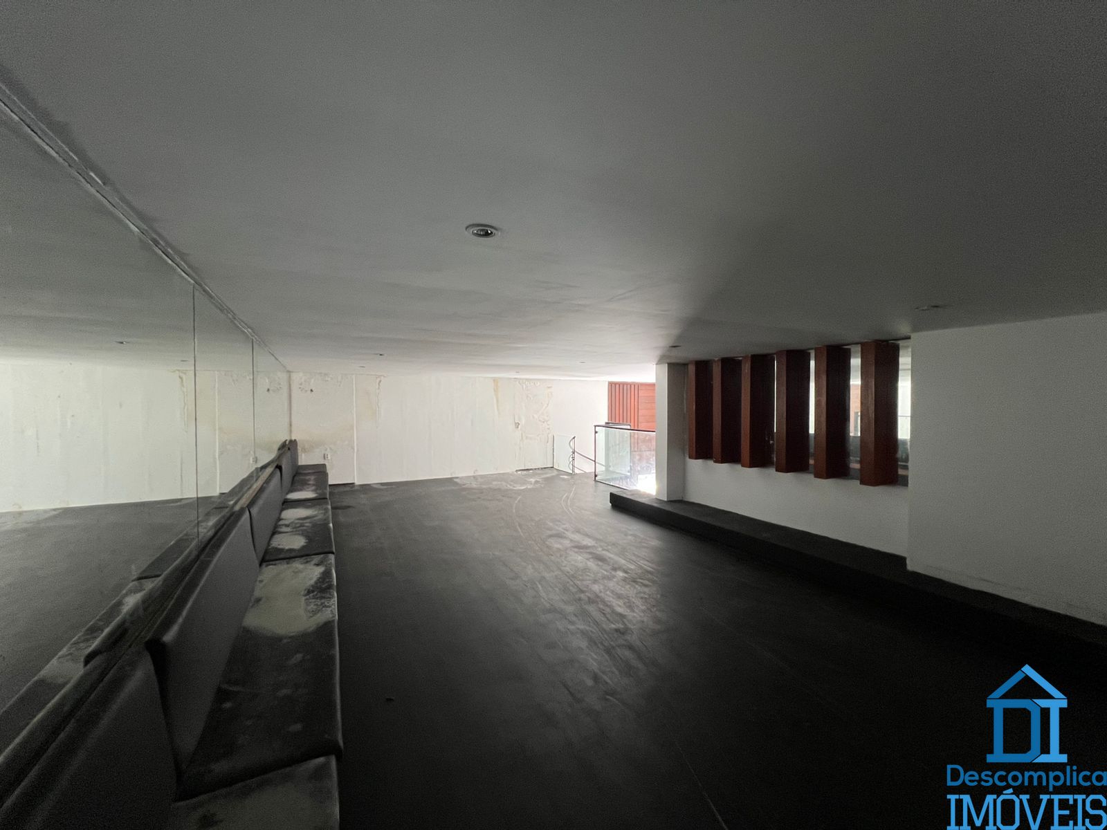 Loja-Salão para alugar com 3 quartos, 317m² - Foto 2