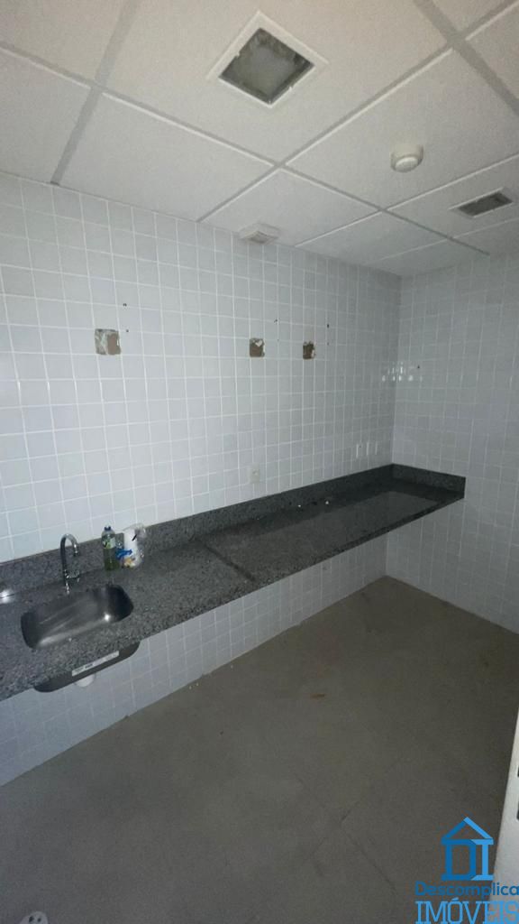 Conjunto Comercial-Sala para alugar com 7 quartos, 126m² - Foto 11