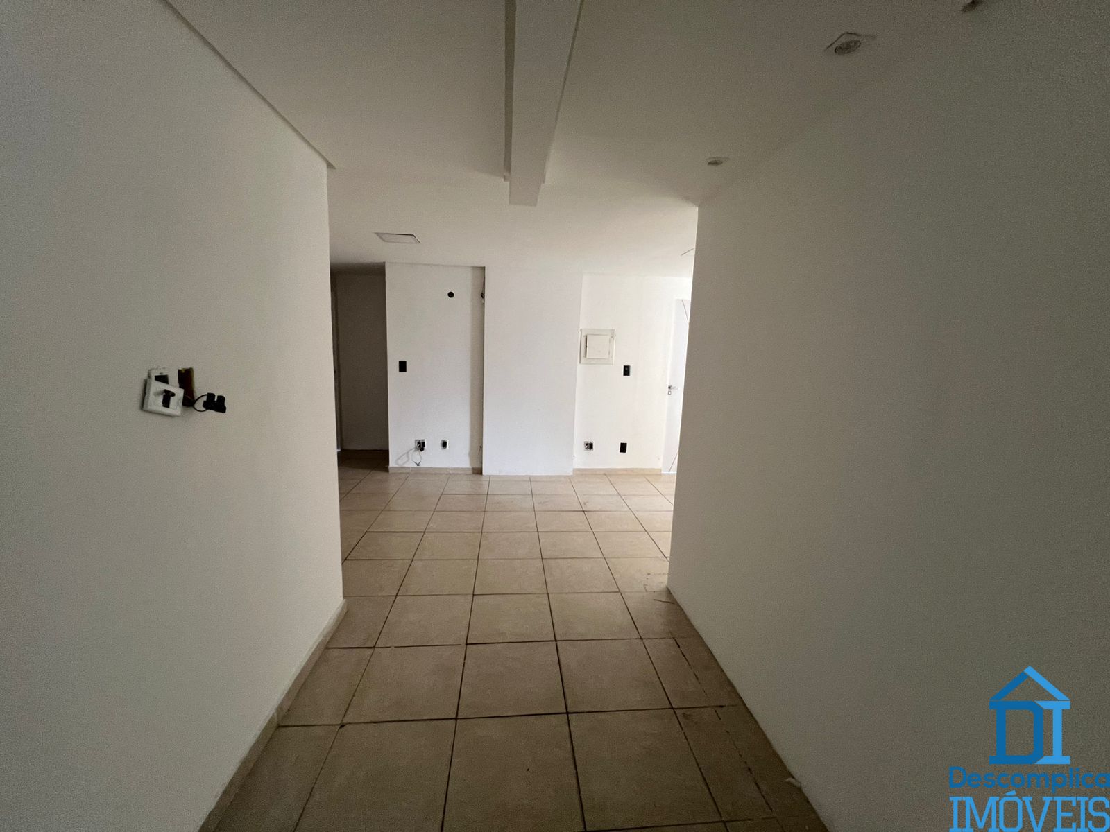 Conjunto Comercial-Sala para alugar com 3 quartos, 135m² - Foto 6