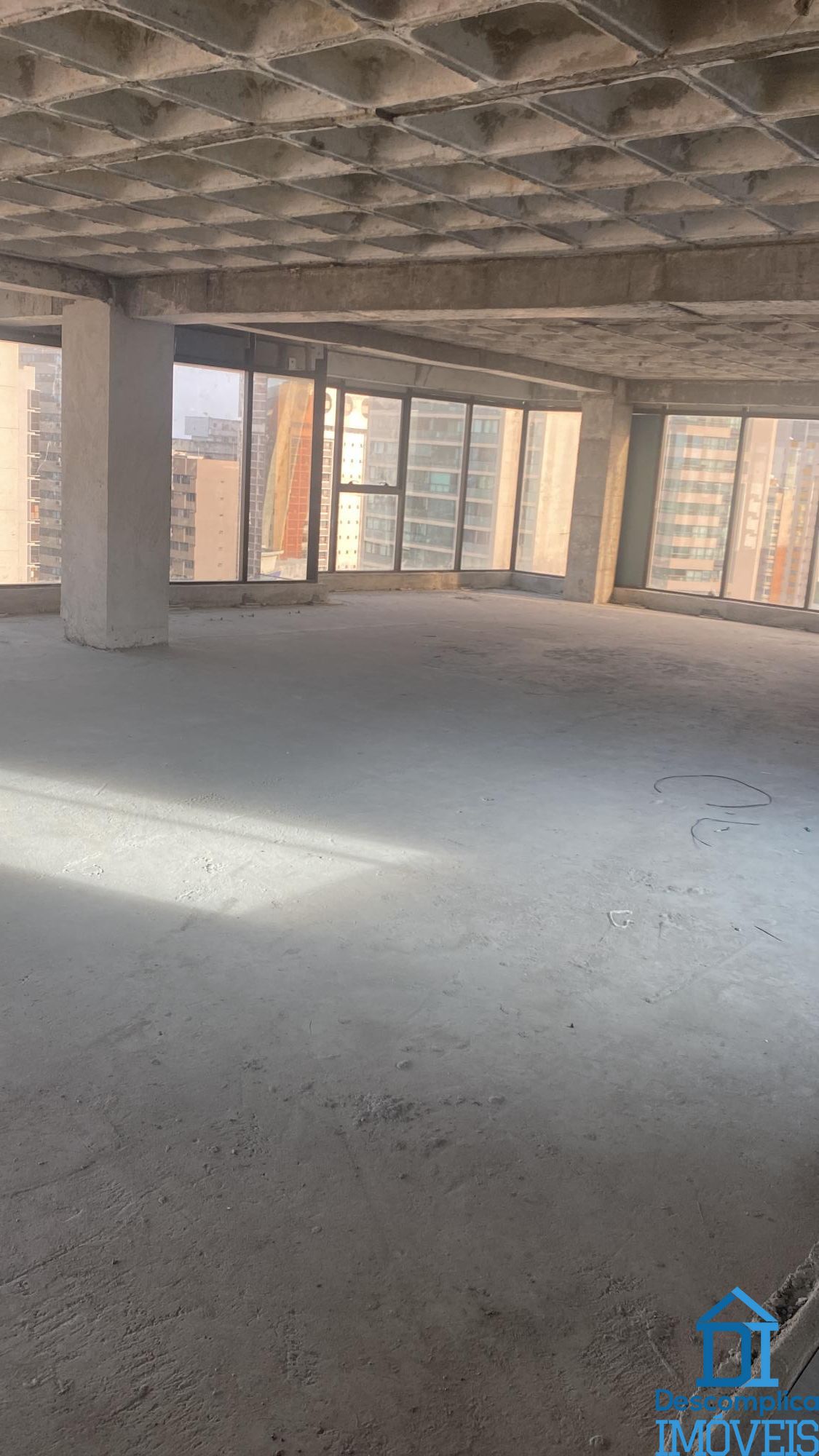 Conjunto Comercial-Sala para alugar com 1 quarto, 193m² - Foto 10