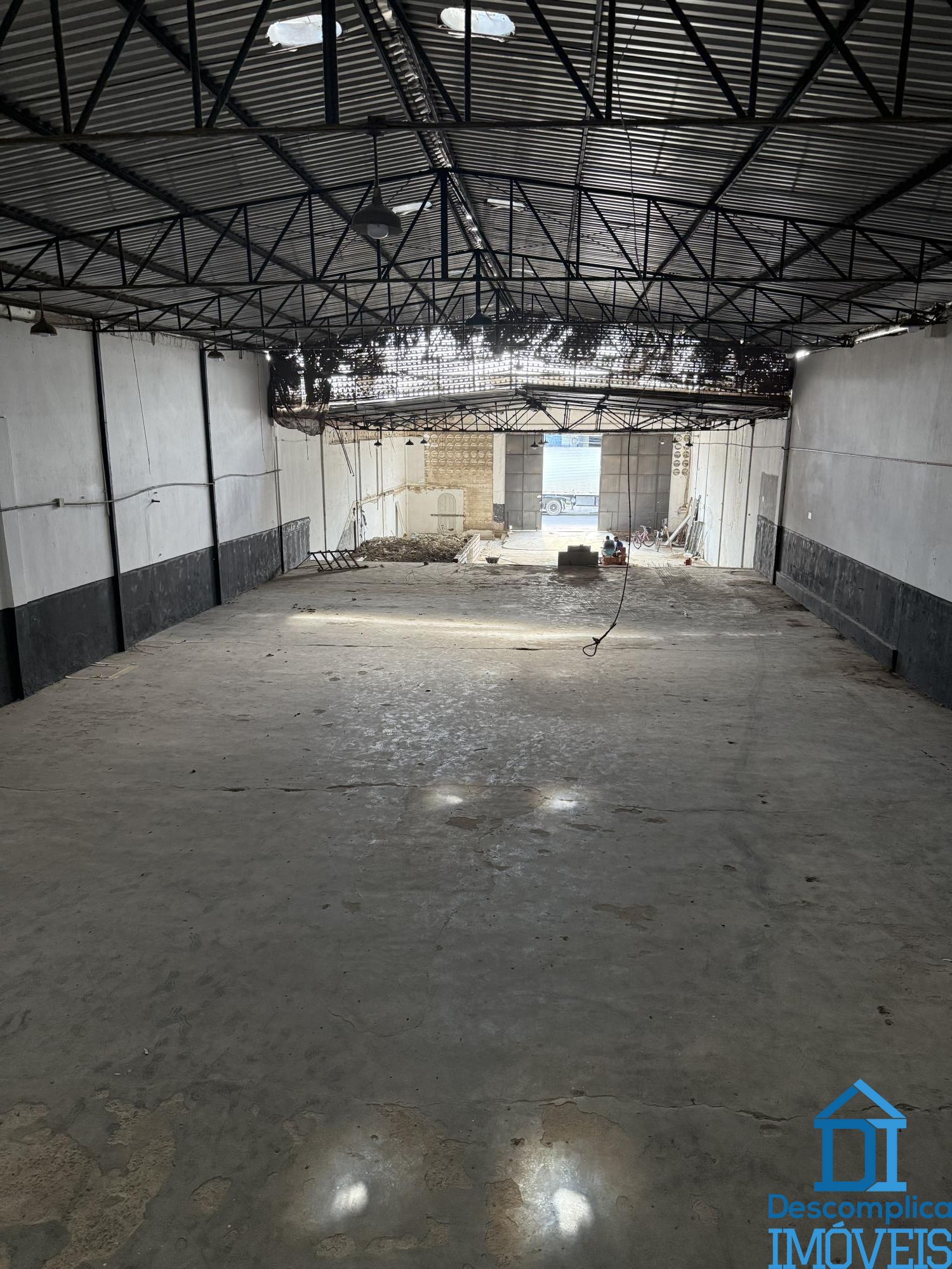 Depósito-Galpão-Armazém para alugar com 4 quartos, 1000m² - Foto 7