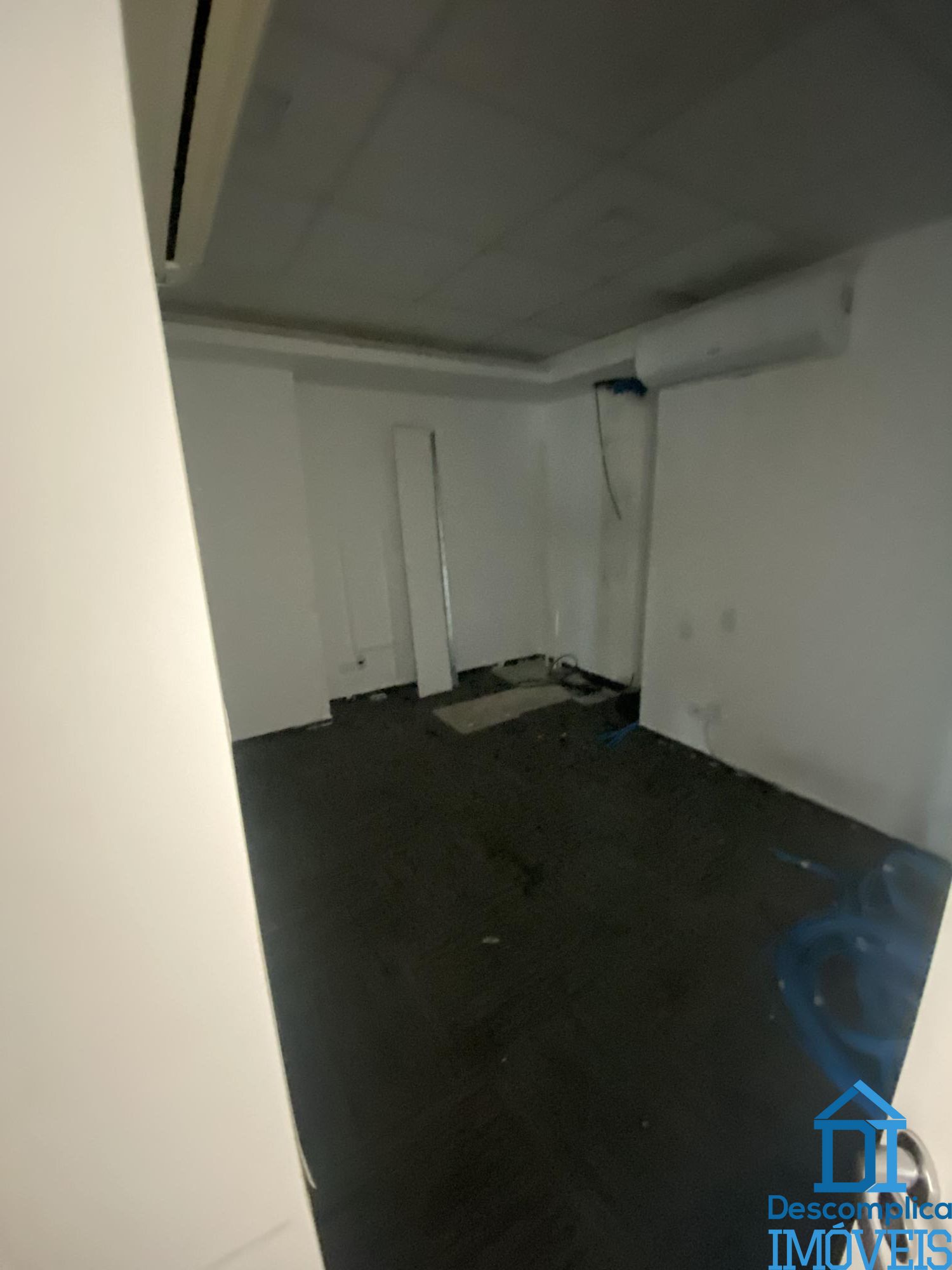 Conjunto Comercial-Sala para alugar com 9 quartos, 350m² - Foto 11