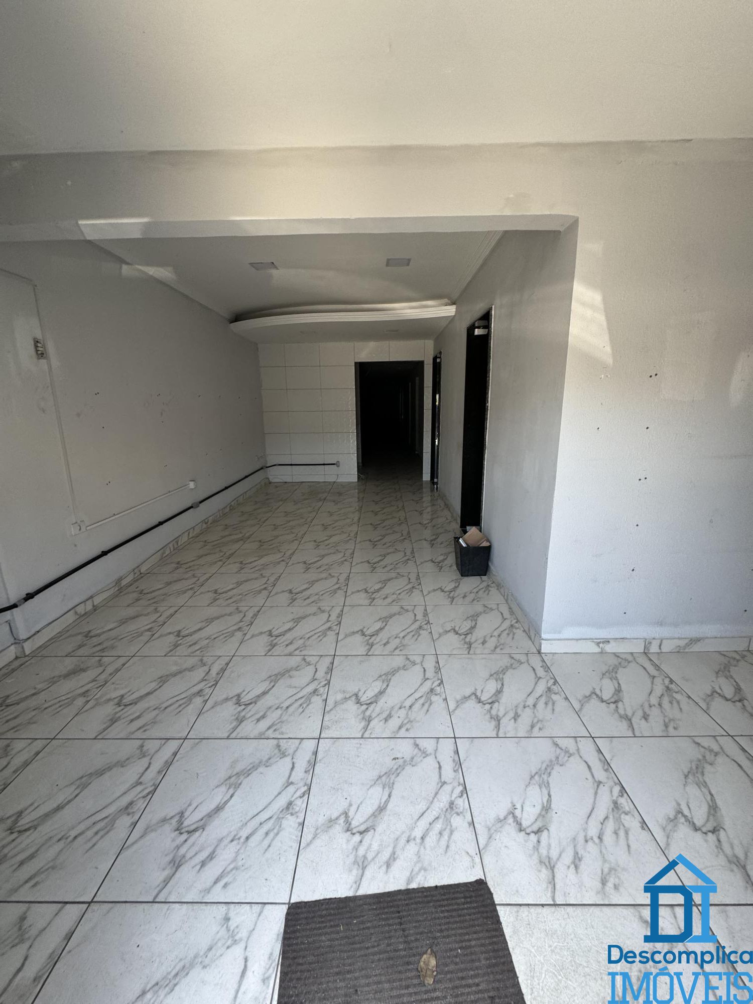 Loja-Salão para alugar com 8 quartos, 200m² - Foto 2