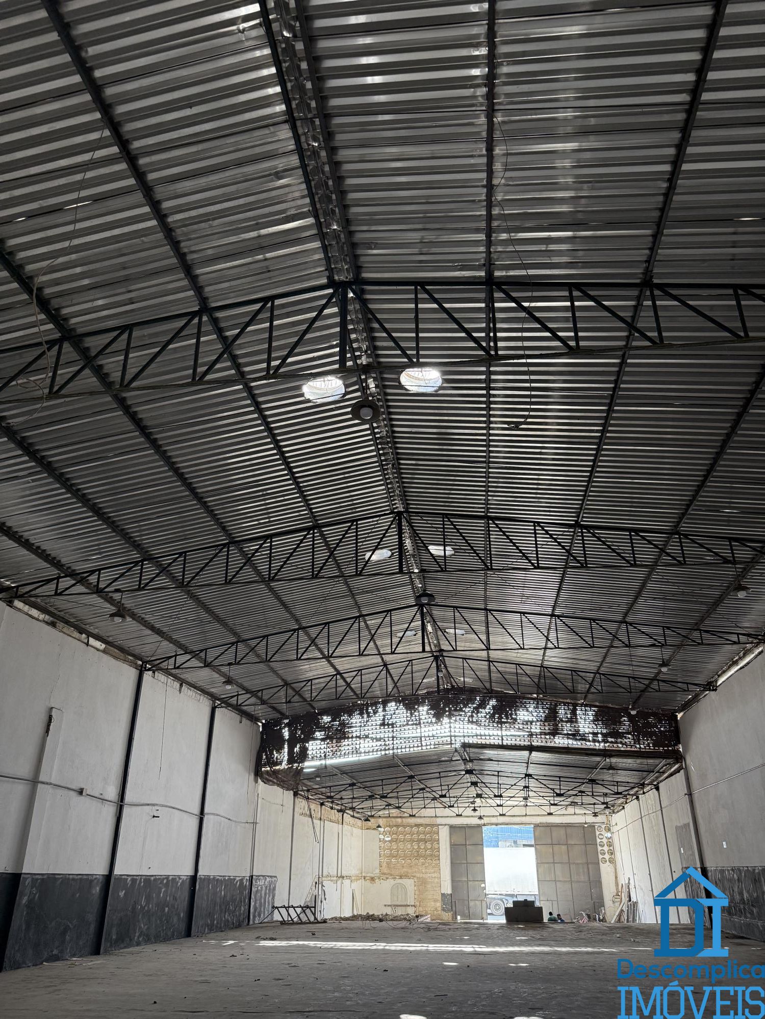 Depósito-Galpão-Armazém para alugar com 4 quartos, 1000m² - Foto 6