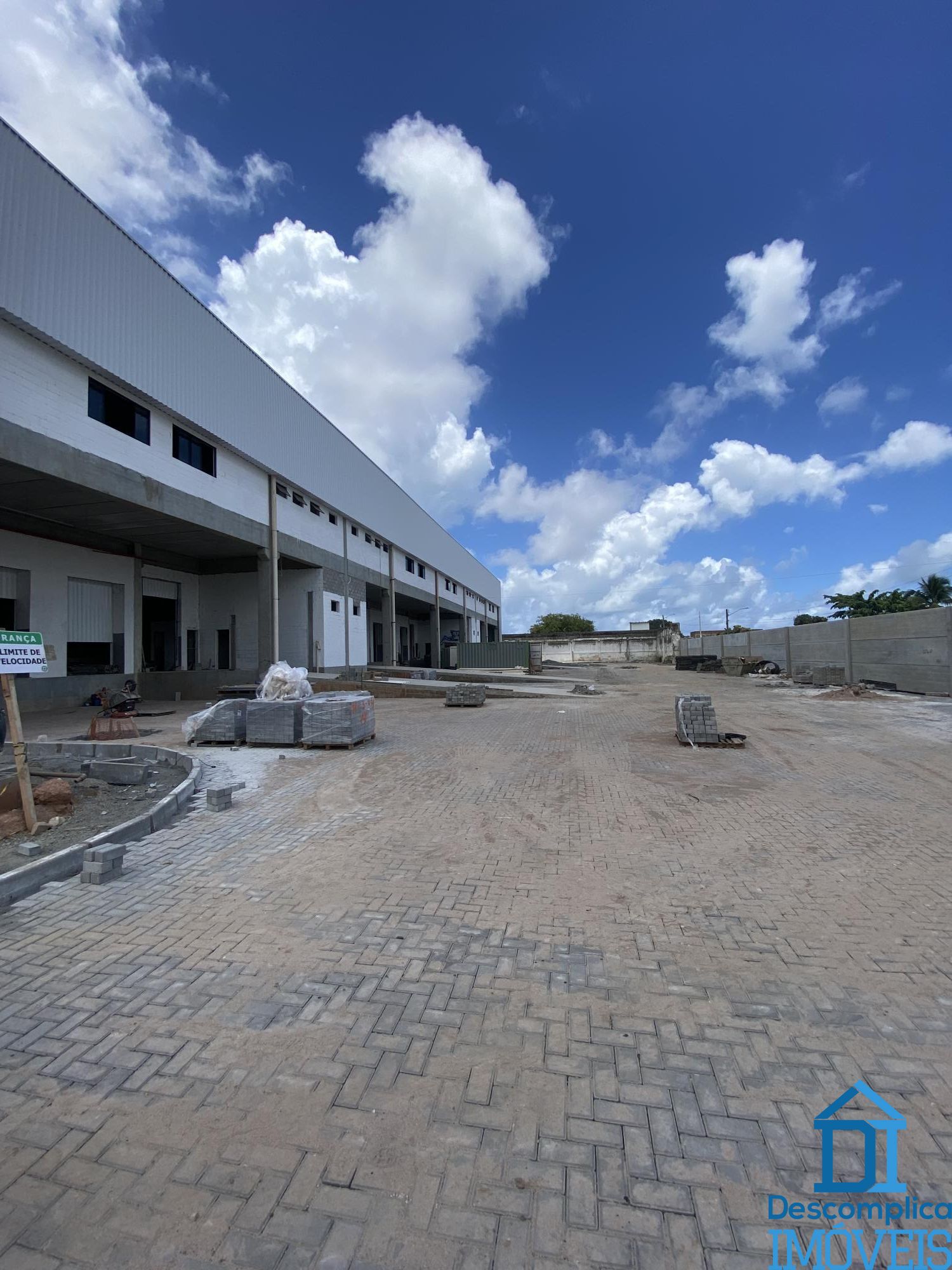 Depósito-Galpão-Armazém para alugar com 6 quartos, 2773m² - Foto 12