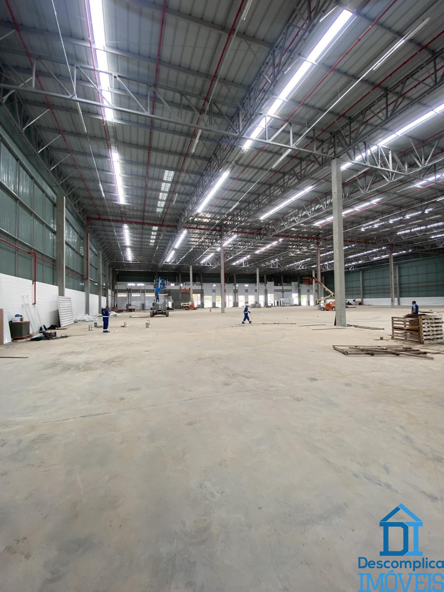 Depósito-Galpão-Armazém para alugar com 6 quartos, 2773m² - Foto 4