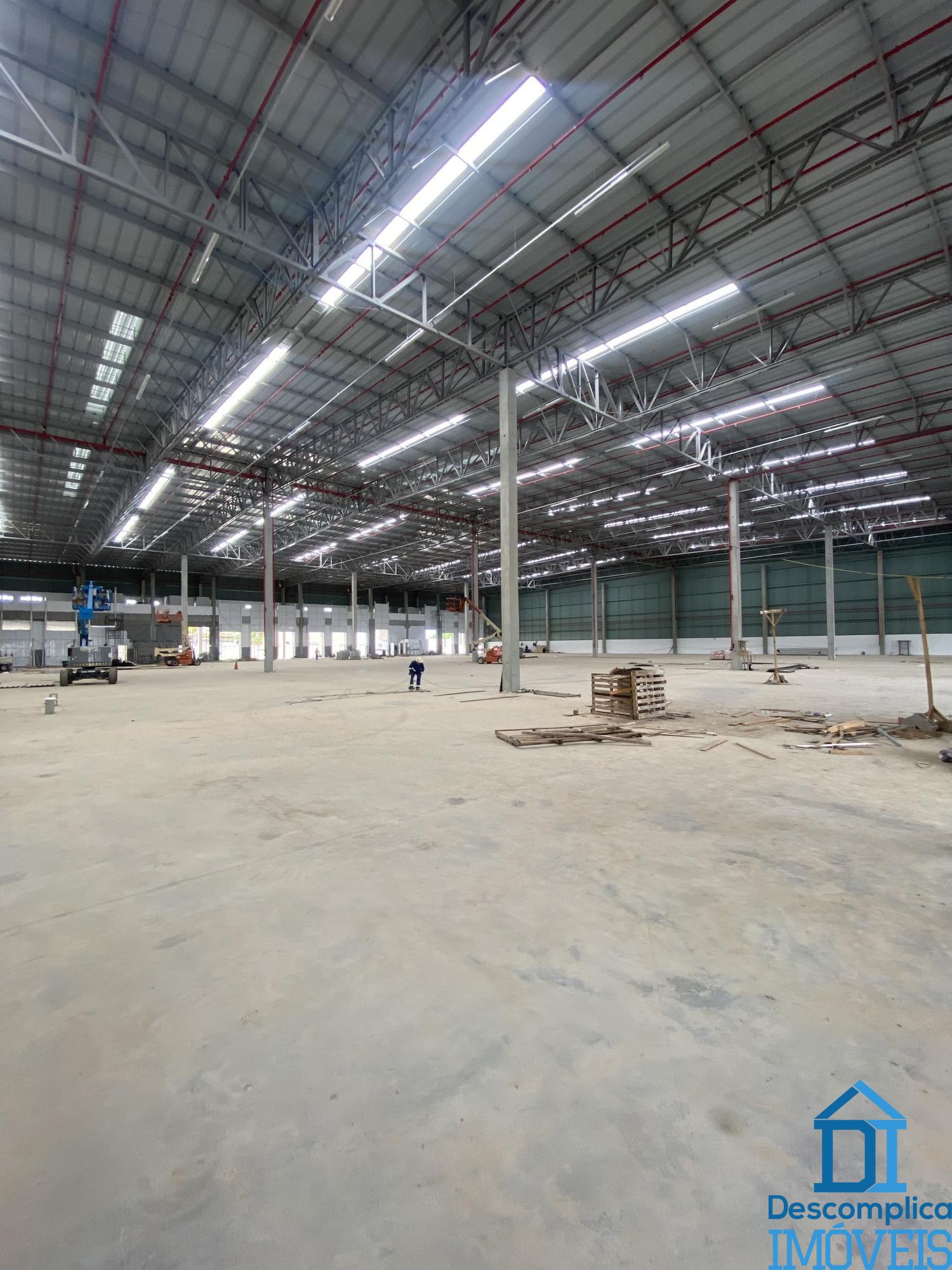 Depósito-Galpão-Armazém para alugar com 6 quartos, 2773m² - Foto 5