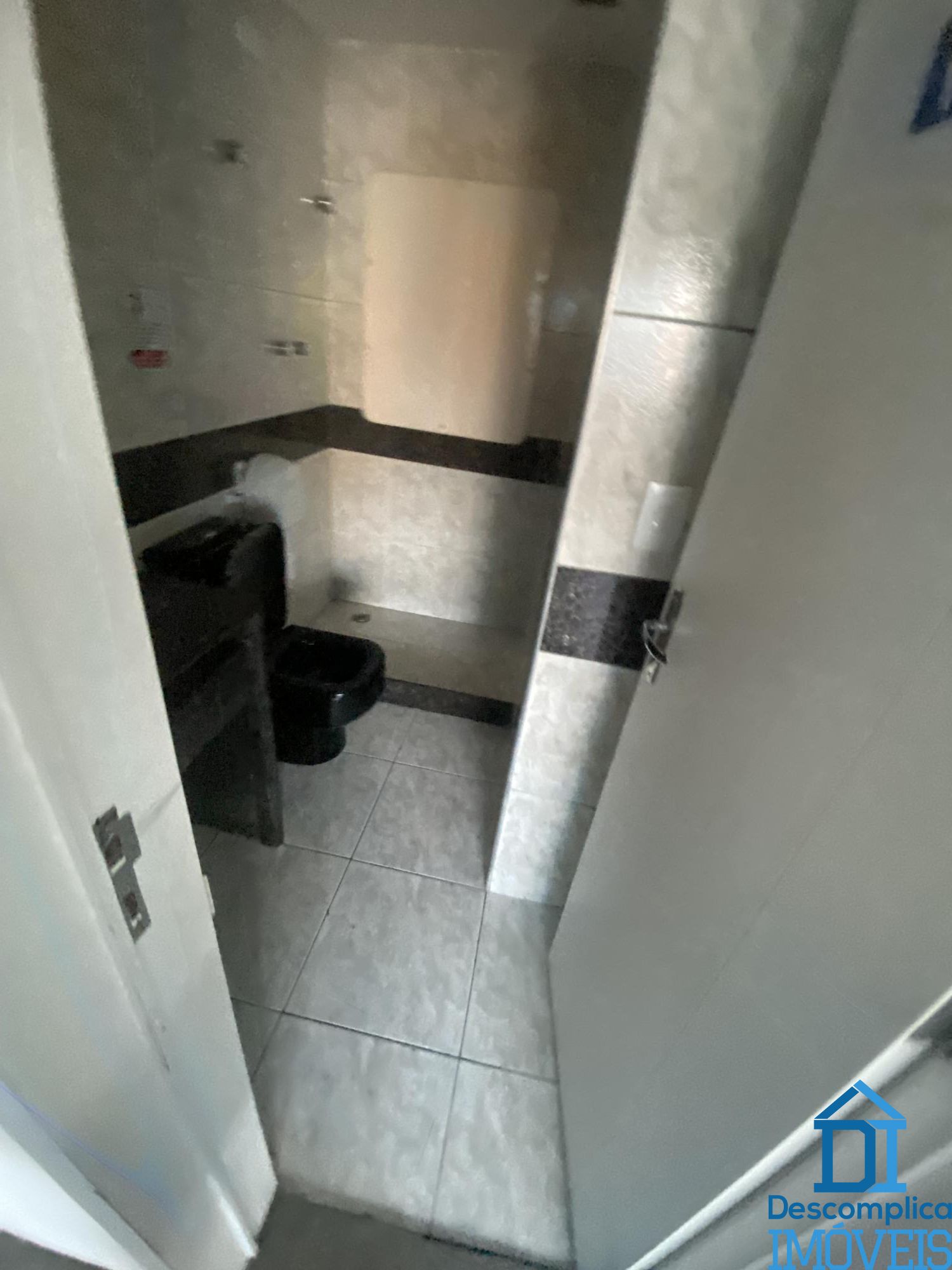 Conjunto Comercial-Sala para alugar com 9 quartos, 350m² - Foto 14