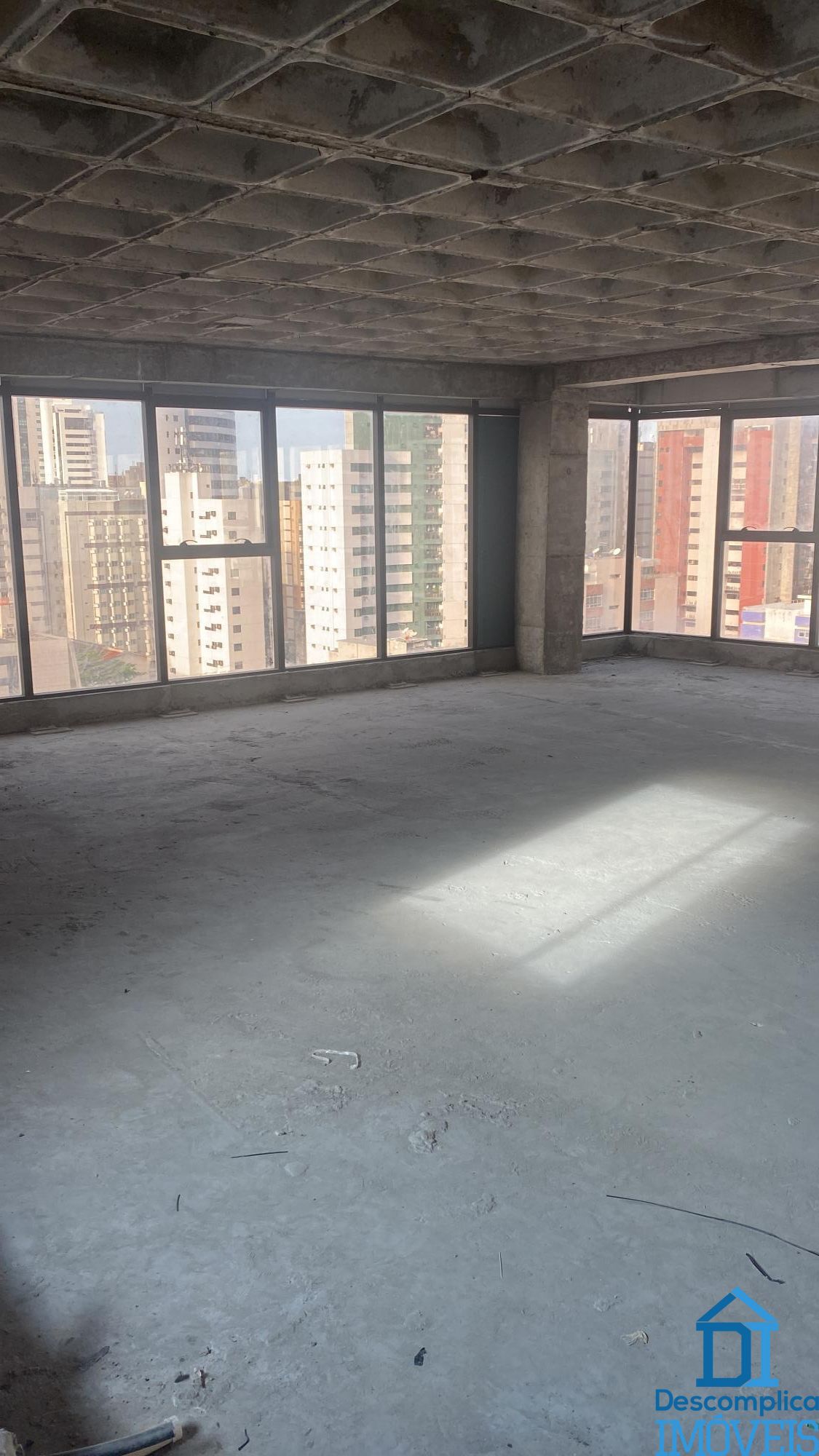 Conjunto Comercial-Sala para alugar com 1 quarto, 193m² - Foto 9