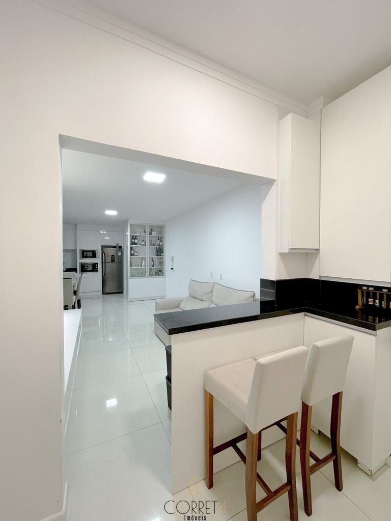 Apartamento à venda com 3 quartos, 83m² - Foto 1